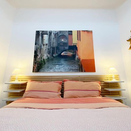 Ferienwohnung Loft Garden In Bologna'S Heart Ospedale Rizzoli Exterior foto