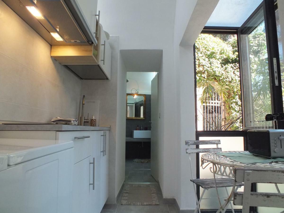 Ferienwohnung Loft Garden In Bologna'S Heart Ospedale Rizzoli Exterior foto